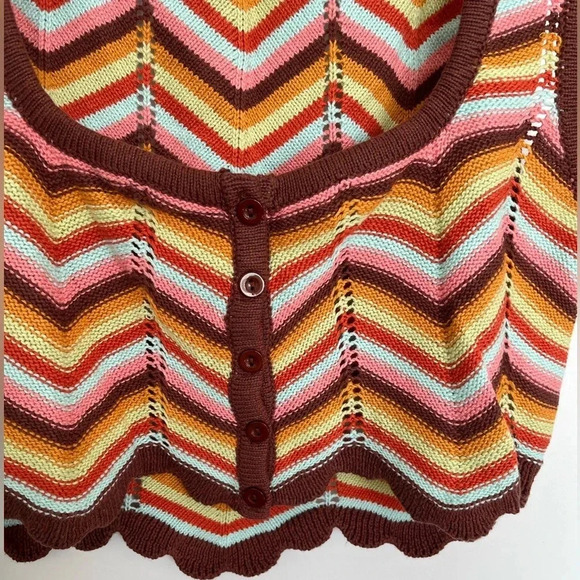 Forever21 Orange and Red Chevron Sleeveless Knitted Crop Tank Top - Picture 9 of 10